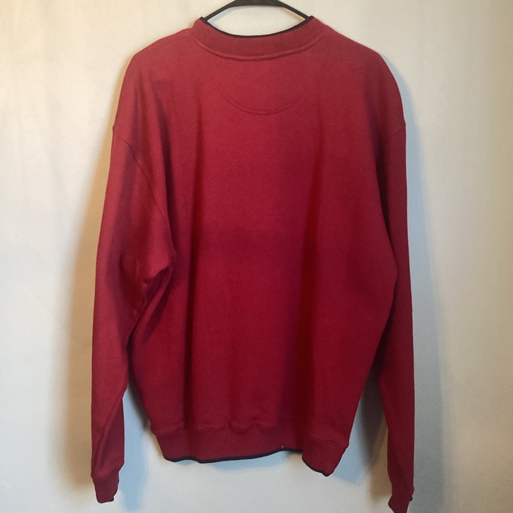 This is what The Greatest Golfer Looks Like Crewneck - Picture 9 of 10